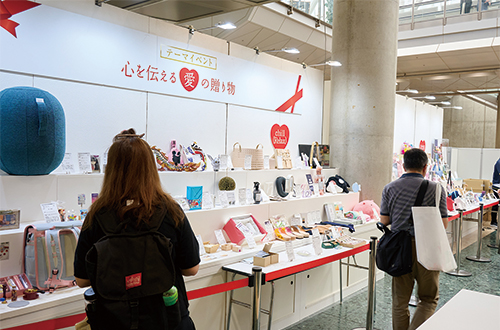 写真：特別テーマ展示