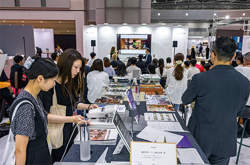 写真:商店建築エリア