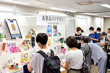 新製品コンテスト投票会場の様子